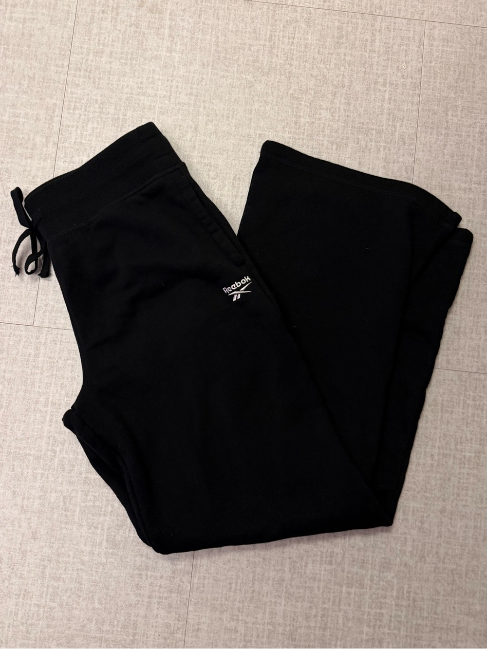 Reebok Women's Black Sweatpants with Drawstring